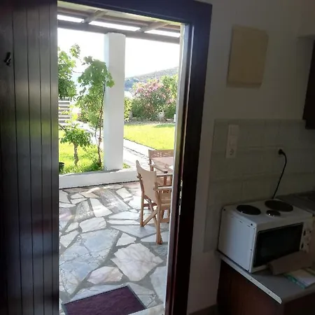 Pansion Katerina Skyros Apartment Acherounes Exterior photo
