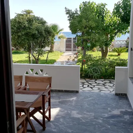 Pansion Katerina Skyros Apartment Acherounes Exterior photo