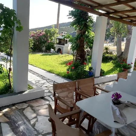 Pansion Katerina Skyros Apartment Acherounes Exterior photo