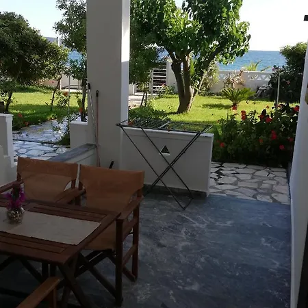Pansion Katerina Skyros Apartment Acherounes Exterior photo