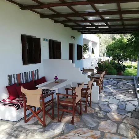 Pansion Katerina Skyros Apartment Acherounes Exterior photo