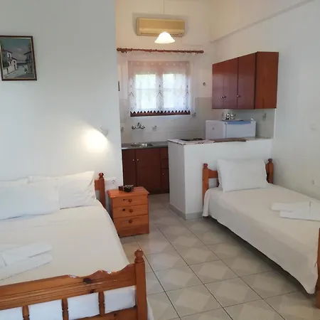 Pansion Katerina Skyros Apartment Acherounes Exterior photo