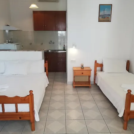 Pansion Katerina Skyros Apartment Acherounes Room photo