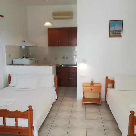 Pansion Katerina Skyros Apartment Acherounes Room photo