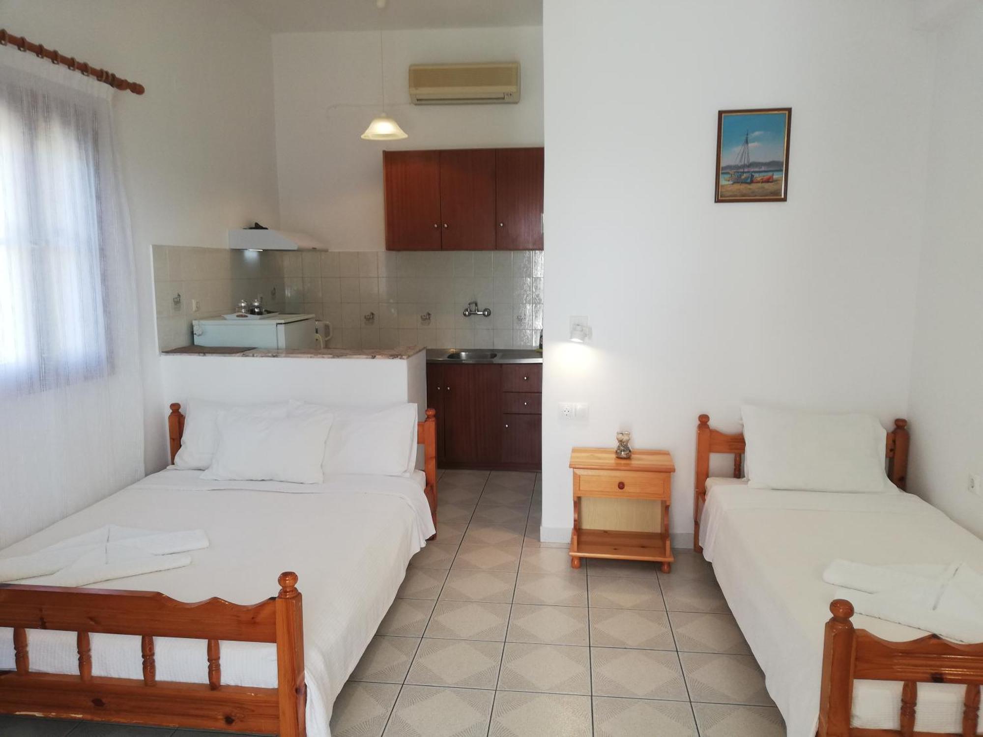 Apartment Pansion Katerina Skyros Acherounes