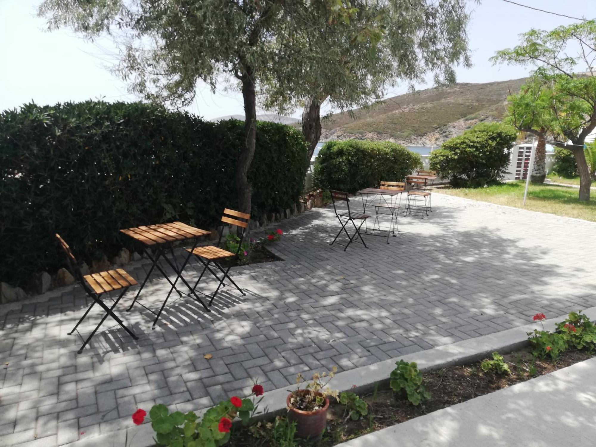 Pansion Katerina Skyros Appartamento Acherounes