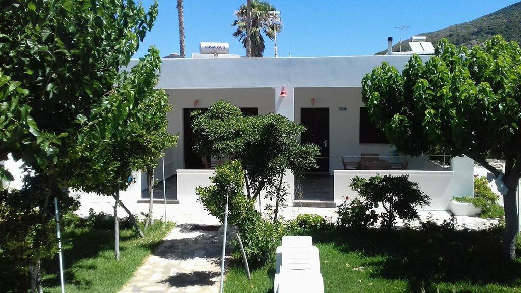 Pansion Katerina Skyros Acherounes
